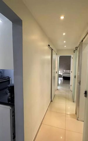 Apartamento à venda com 152m², 3 quartos e sem vaga Apartamento à venda com 152m², 3 quartos e sem vagaCorredor