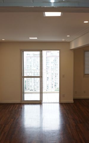 Apartamento à venda com 75m², 2 quartos e 2 vagasSala