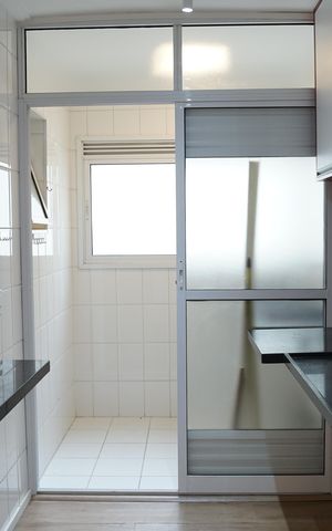 Apartamento à venda com 75m², 2 quartos e 2 vagasCozinha - Armários