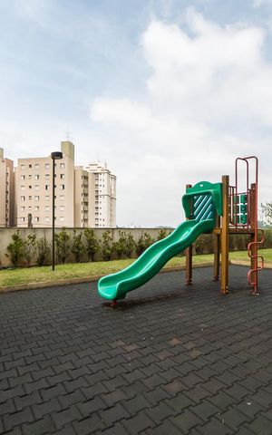 Apartamento à venda com 107m², 3 quartos e 2 vagas Apartamento à venda com 107m², 3 quartos e 2 vagasÁrea comum - Playground
