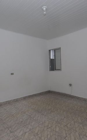 Casa para alugar com 30m², 1 quarto e sem vagaQuarto