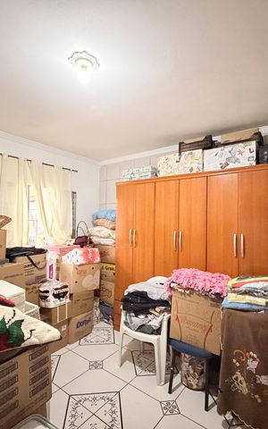 Casa à venda com 190m², 3 quartos e 2 vagasQuarto 3
