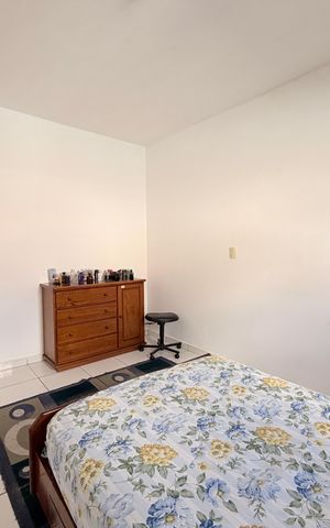 Casa à venda com 190m², 3 quartos e 2 vagasCasa 2 - Quarto