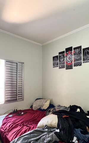 Casa à venda com 282m², 4 quartos e 2 vagasQuarto 1 
