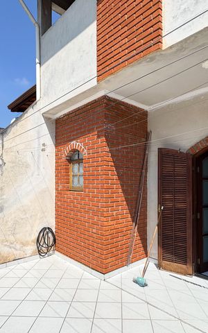 Casa à venda com 282m², 4 quartos e 2 vagasSacada - Suíte