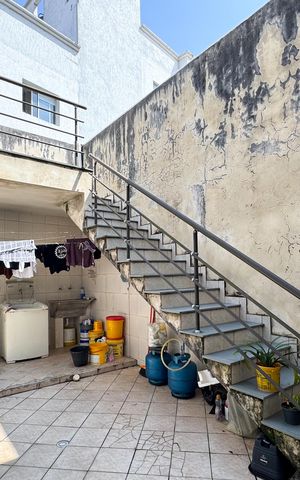 Casa à venda com 282m², 4 quartos e 2 vagasÁrea de Serviço