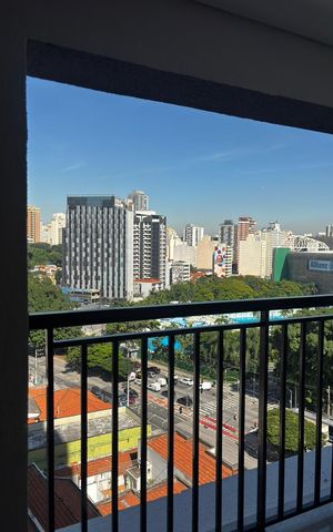Apartamento à venda com 41m², 2 quartos e 1 vaga Apartamento à venda com 41m², 2 quartos e 1 vagaVaranda