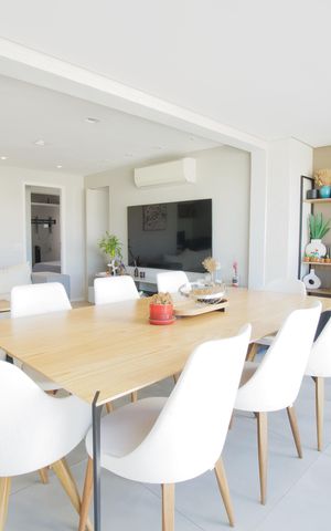 Apartamento à venda com 98m², 2 quartos e 2 vagas Apartamento à venda com 98m², 2 quartos e 2 vagasSala/Varanda