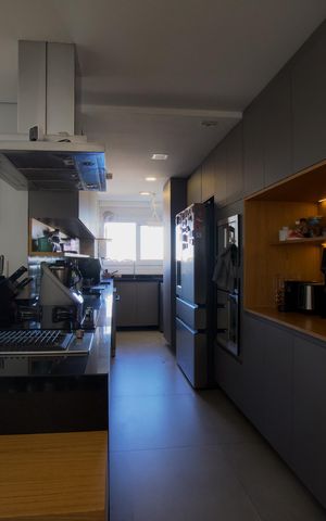 Apartamento à venda com 98m², 2 quartos e 2 vagas Apartamento à venda com 98m², 2 quartos e 2 vagasCozinha