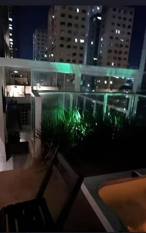 Apartamento para alugar com 100m², 2 quartos e 1 vagaVaranda