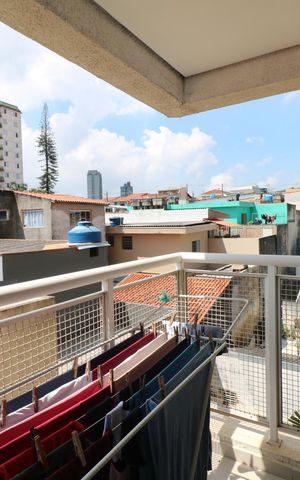 Apartamento à venda com 53m², 2 quartos e 1 vaga Apartamento à venda com 53m², 2 quartos e 1 vagaVaranda