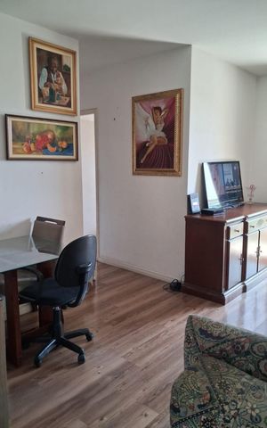 Apartamento à venda com 68m², 3 quartos e 1 vaga Apartamento à venda com 68m², 3 quartos e 1 vagaSala