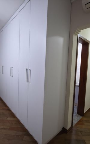 Casa à venda com 373m², 4 quartos e 4 vagas Casa à venda com 373m², 4 quartos e 4 vagasQuarto