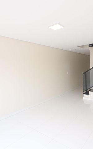 Casa para alugar com 151m², 3 quartos e 4 vagasSala