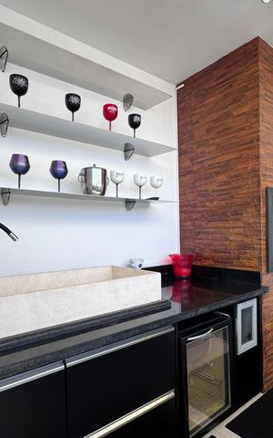 Apartamento para alugar com 200m², 3 quartos e 2 vagas Apartamento para alugar com 200m², 3 quartos e 2 vagasTerraço
