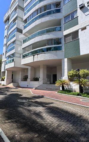Apartamento para alugar com 200m², 3 quartos e 2 vagas Apartamento para alugar com 200m², 3 quartos e 2 vagasFachada