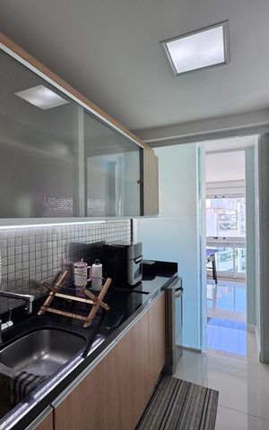 Apartamento para alugar com 200m², 3 quartos e 2 vagas Apartamento para alugar com 200m², 3 quartos e 2 vagas Cozinha e Área de Serviço