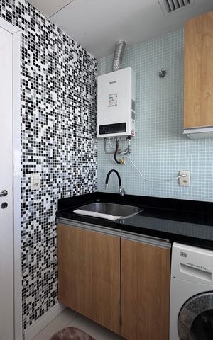 Apartamento para alugar com 200m², 3 quartos e 2 vagas Apartamento para alugar com 200m², 3 quartos e 2 vagas Cozinha e Área de Serviço