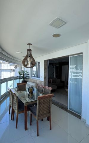 Apartamento para alugar com 200m², 3 quartos e 2 vagas Apartamento para alugar com 200m², 3 quartos e 2 vagasVaranda