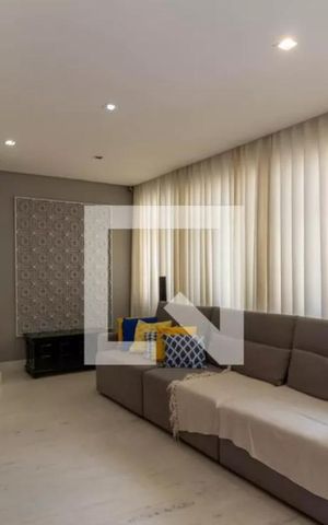Apartamento à venda com 130m², 4 quartos e 2 vagas