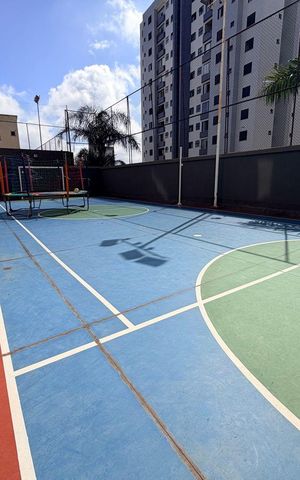 Apartamento à venda com 130m², 4 quartos e 2 vagas Apartamento à venda com 130m², 4 quartos e 2 vagasÁrea comum - Piscina