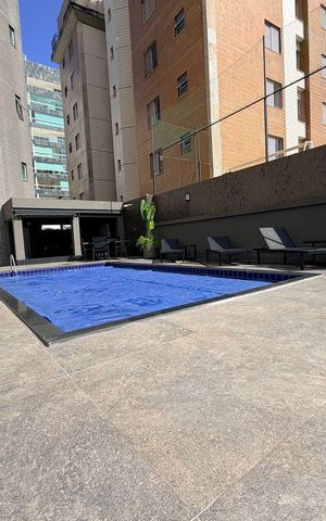 Apartamento à venda com 130m², 4 quartos e 2 vagas Apartamento à venda com 130m², 4 quartos e 2 vagasÁrea comum - Piscina