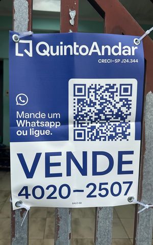 Casa à venda com 167m², 4 quartos e 3 vagas Casa à venda com 167m², 4 quartos e 3 vagasPlaca