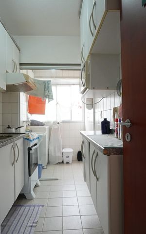 Apartamento à venda com 48m², 2 quartos e 1 vagaCozinha