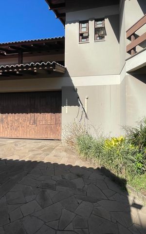 Casa à venda com 400m², 4 quartos e 3 vagas