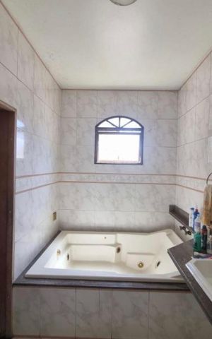 Casa para alugar com 400m², 6 quartos e 2 vagas
