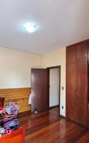 Casa para alugar com 400m², 6 quartos e 2 vagas