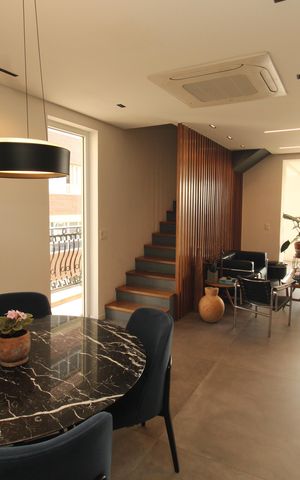 Apartamento à venda com 180m², 2 quartos e 4 vagasSala