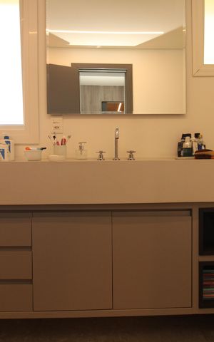Apartamento à venda com 180m², 2 quartos e 4 vagasBanheiro da Suíte 2