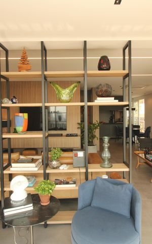 Apartamento à venda com 180m², 2 quartos e 4 vagasSala