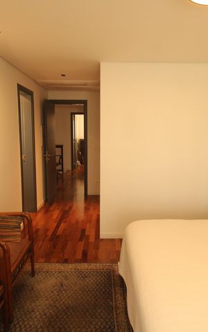 Apartamento à venda com 180m², 2 quartos e 4 vagasSuíte 2