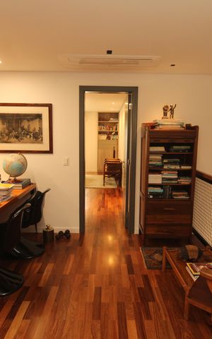 Apartamento à venda com 180m², 2 quartos e 4 vagasEscritório