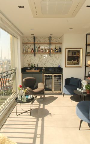 Apartamento à venda com 180m², 2 quartos e 4 vagasSala