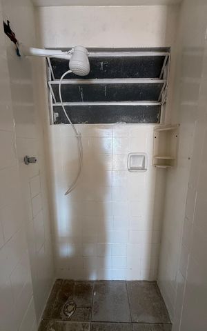 Apartamento para alugar com 53m², 2 quartos e sem vaga Apartamento para alugar com 53m², 2 quartos e sem vagaBanheiro