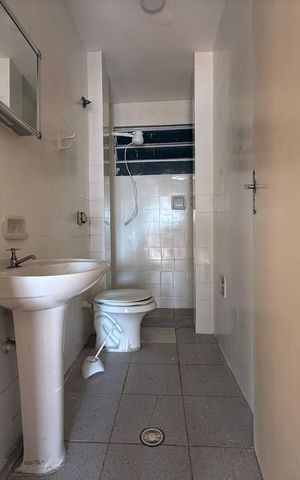 Apartamento para alugar com 53m², 2 quartos e sem vaga Apartamento para alugar com 53m², 2 quartos e sem vagaBanheiro