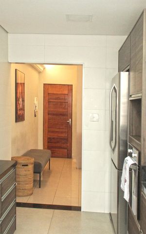 Apartamento para alugar com 100m², 2 quartos e 1 vagaCozinha e Área de Serviço