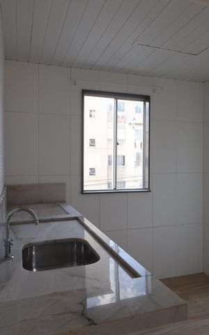 Apartamento à venda com 42m², 2 quartos e 1 vagaCozinha e Área de Serviço