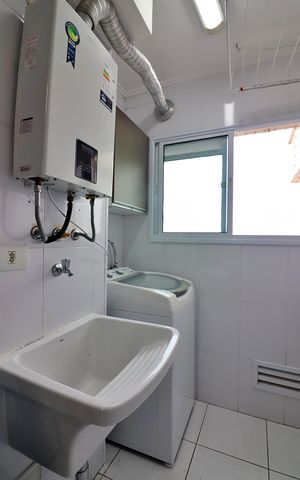 Apartamento à venda com 56m², 2 quartos e 1 vagaCozinha e Área de Serviço
