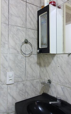 Casa para alugar com 168m², 4 quartos e 2 vagasBanheiro Social