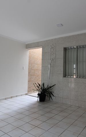 Casa para alugar com 168m², 4 quartos e 2 vagasGaragem