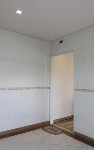 Casa para alugar com 168m², 4 quartos e 2 vagasCozinha 1