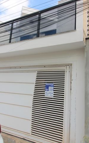 Casa para alugar com 168m², 4 quartos e 2 vagasFachada