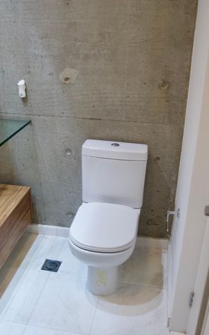 Apartamento para alugar com 70m², 2 quartos e 1 vaga Apartamento para alugar com 70m², 2 quartos e 1 vagaBanheiro