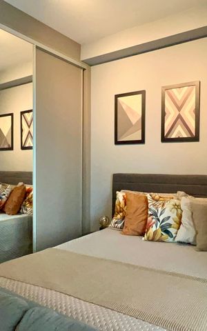 Studio para alugar com 33m², 1 quarto e 1 vaga Studio para alugar com 33m², 1 quarto e 1 vagaQuarto