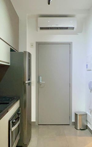 Studio para alugar com 33m², 1 quarto e 1 vaga Studio para alugar com 33m², 1 quarto e 1 vagaCozinha