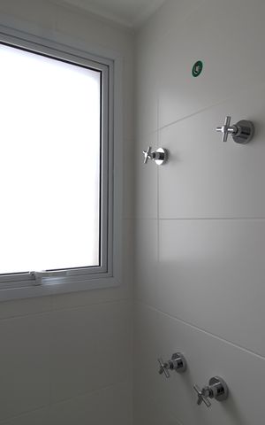 Apartamento à venda com 163m², 3 quartos e 4 vagasBanheiro da Suíte 1